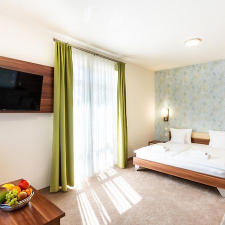 B&B Lajta Park Mosonmagyaróvár Екстериор снимка