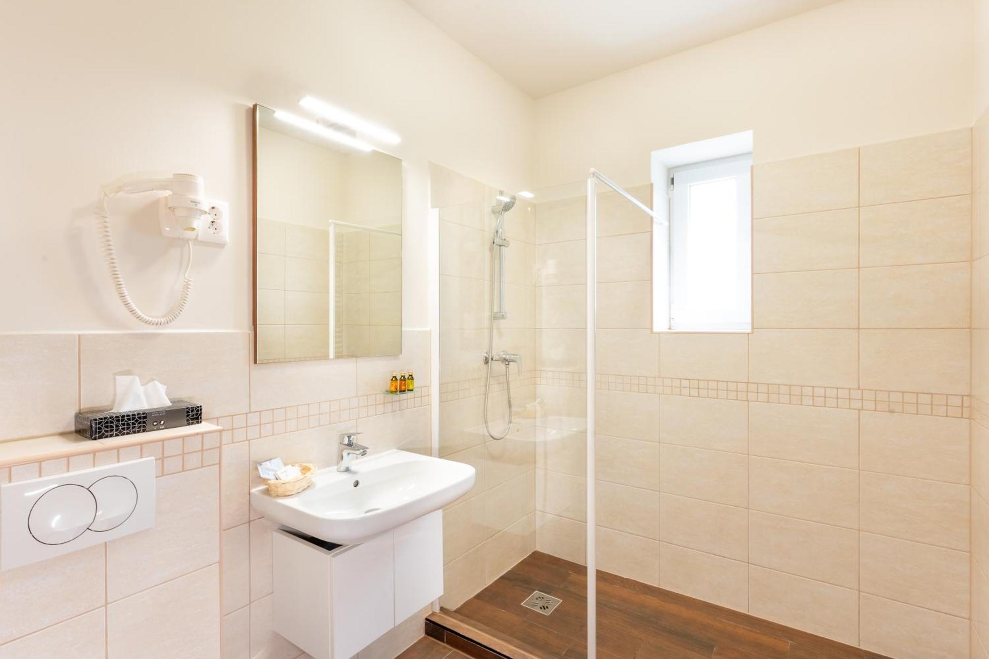 B&B Lajta Park Mosonmagyaróvár Екстериор снимка