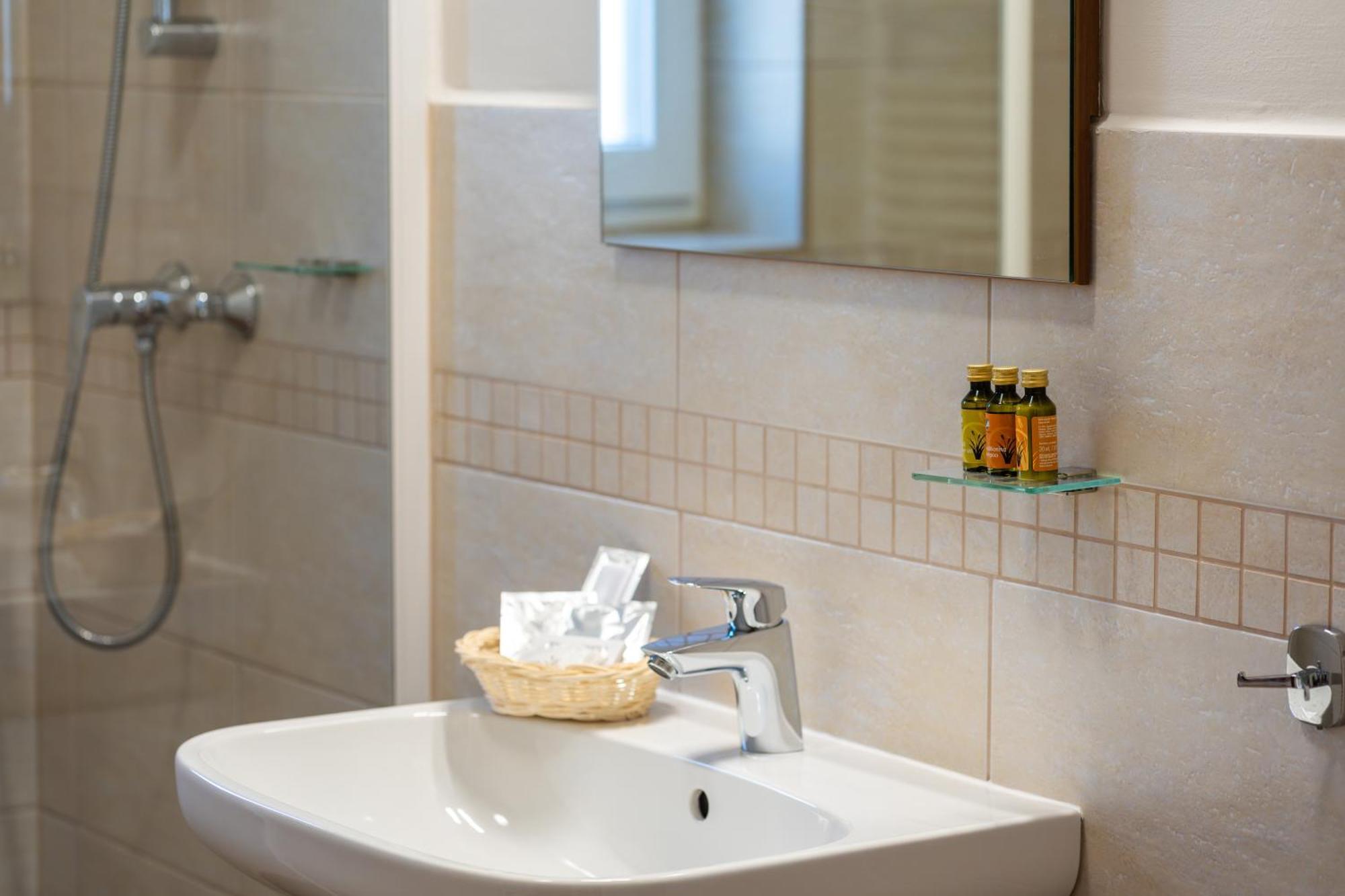 B&B Lajta Park Mosonmagyaróvár Екстериор снимка