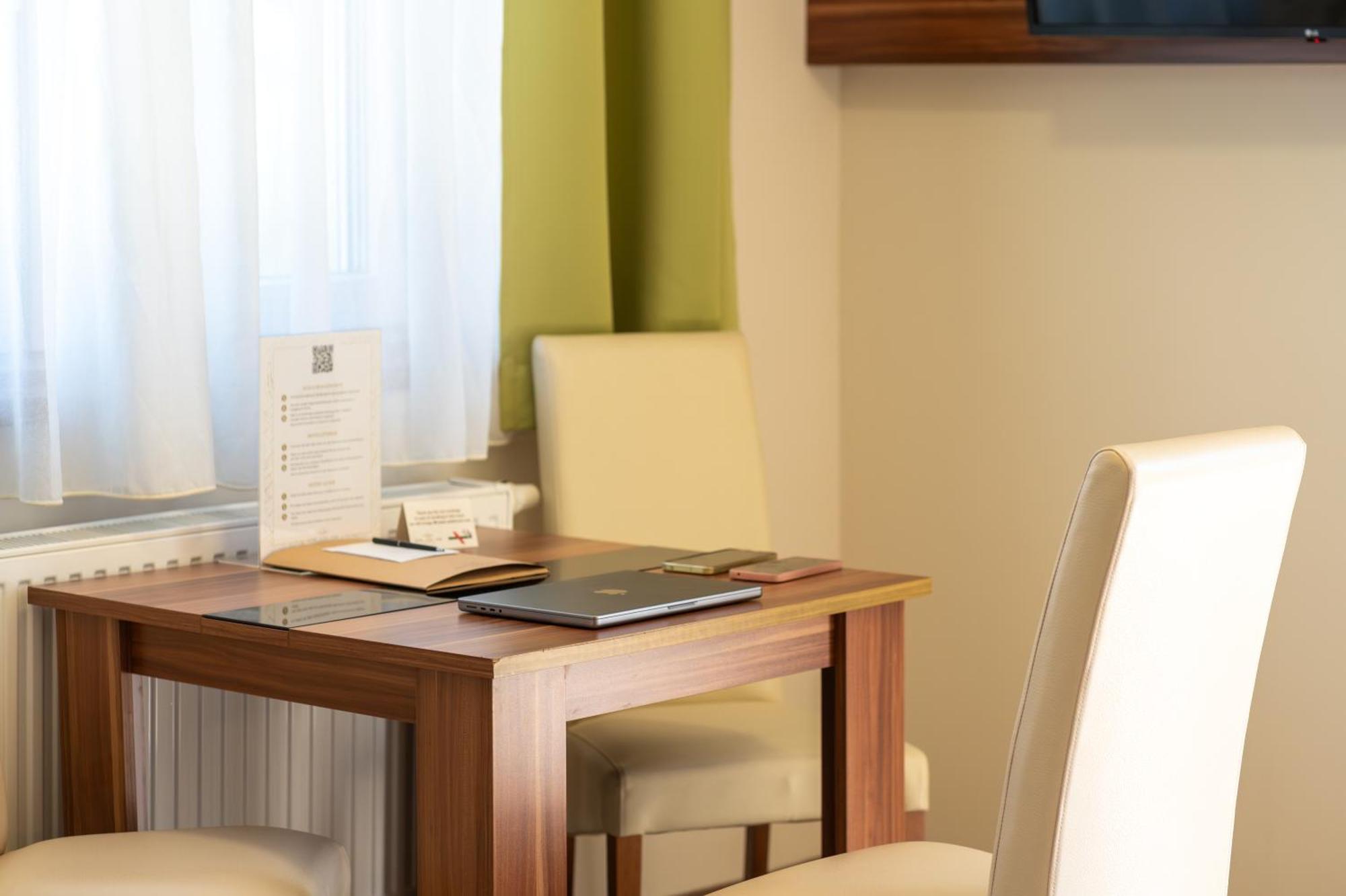 B&B Lajta Park Mosonmagyaróvár Екстериор снимка